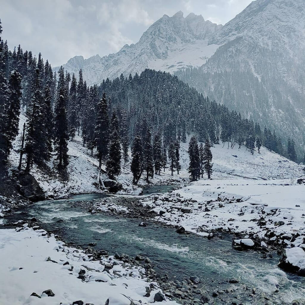sonmarg in winters
