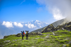 trekking in kashmir